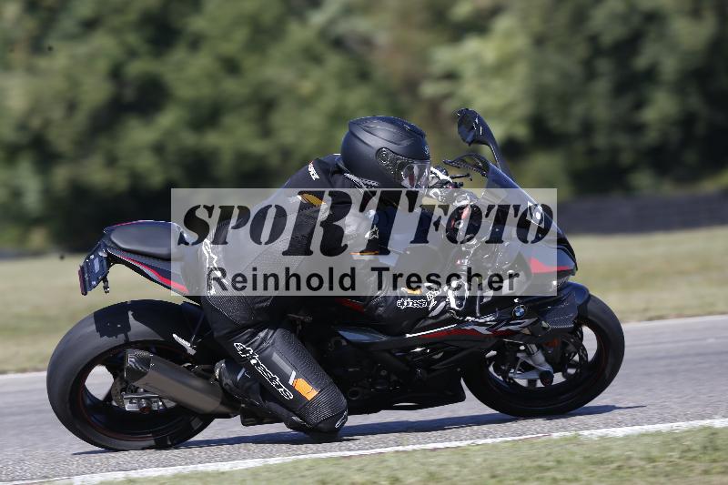 /Archiv-2025/49 26.08.2025 Cornu Master School ADR/blau-bleu/68